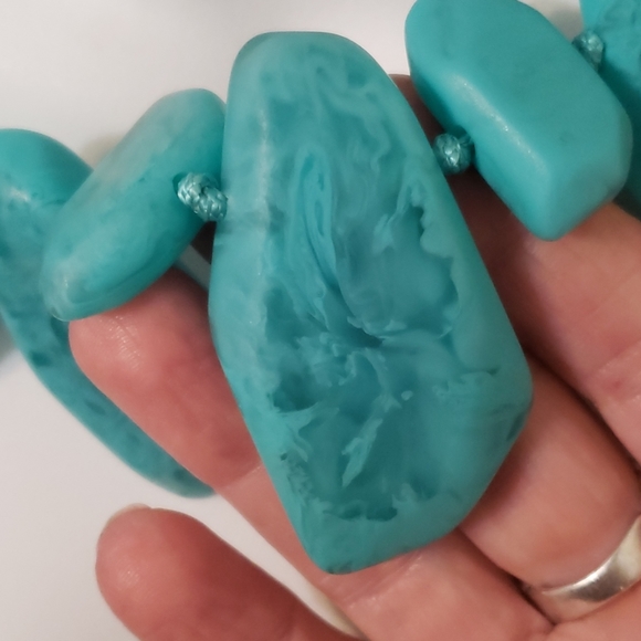 Chicos? chunky bold tourqoius acrylic flat stone necklace knotted Marbled Big - Picture 5 of 9